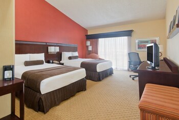 Standard Room, 2 Queen Beds, Balcony
