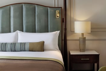 King Premier Room