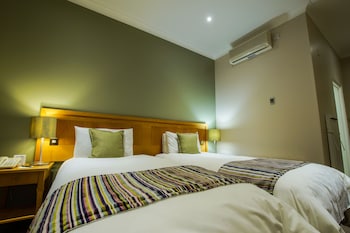 Classic Twin Room