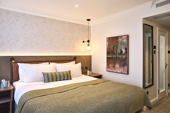 Superior Double Room (Newly refurbished)