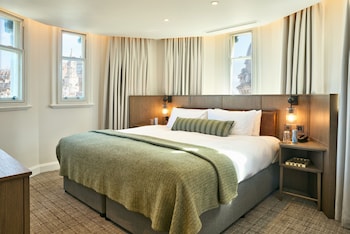 Junior Suite (Newly refurbished)