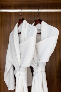 Deluxe Room (King, Newly refurbished)