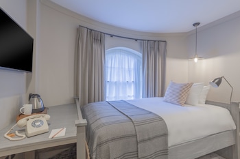 Single Room (Georgian Cosy Room)