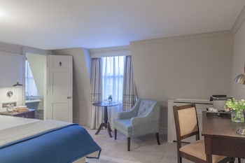 Double Room (Georgian Deluxe Double)