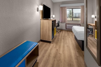 Room, 1 Queen Bed, Accessible