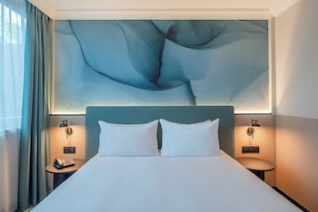 Premium Room, 1 Queen Bed