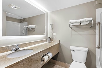 Superior Room, 2 Queen Beds (Smoke Free)