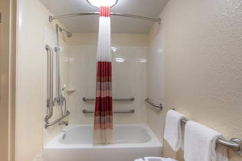 Superior Room, 1 King Bed, Accessible, Non Smoking