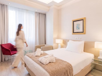 Basic Single Room with Courtyard View