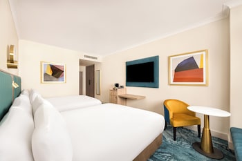 Standard Room, 2 Double Beds (Courtyard)