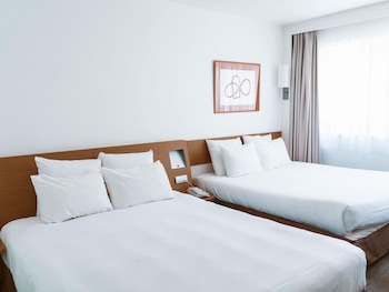 Standard Room, 2 Queen Beds