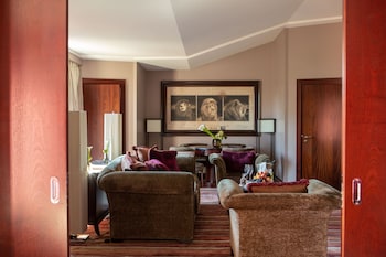 Deluxe Suite, 1 King Bed (Papyrus)
