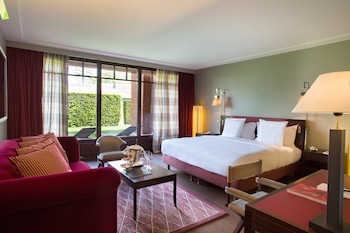 Junior Suite, 1 King Bed, Terrace