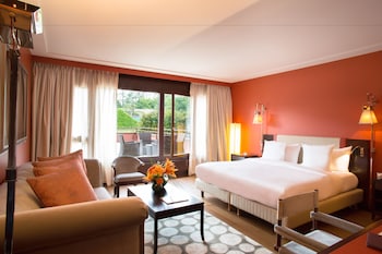 Junior Suite, 1 King Bed, Terrace