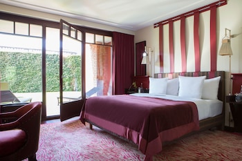 Suite, 1 King Bed (Leman)