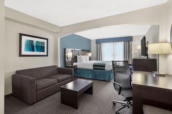 Suite, 1 King Bed, Non Smoking, Refrigerator & Microwave (Shower Only;Separate Living Room)