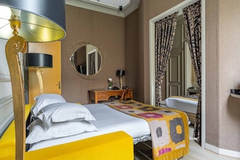 Apartment, Garden side - Complimentary soft minibar,courtesy tray, Chromecast and digital press