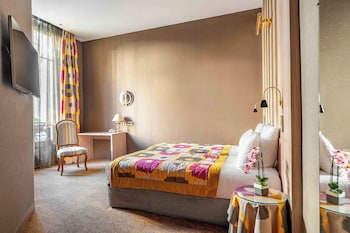 Superior Twin Room - Complimentary soft minibar,courtesy tray, Chromecast and digital press