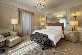 Suite, 1 Bedroom, City View (Fifth Avenue Suite, Butler Service)