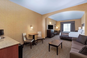 Studio Suite, 1 King Bed, Accessible, Non Smoking