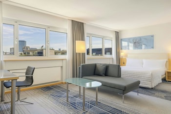 Deluxe Room, 1 King Bed