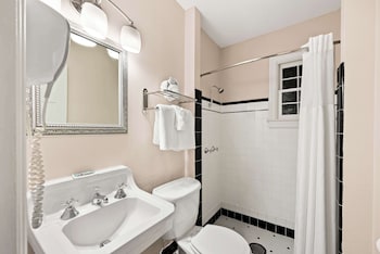Standard Room, 2 Double Beds, Accessible, Non Smoking