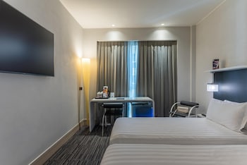 Comfort Room, 2 Twin Beds, Smoking