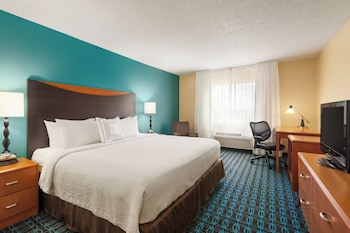 Room, 1 King Bed, Hearing Accessible (Accessible Bathtub)