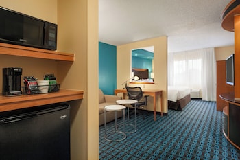 Studio, 1 King Bed with Sofa bed, Hearing Accessible (Accessible Bathtub)
