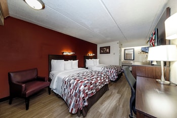 Deluxe Room, 2 Double Beds, Non Smoking, Refrigerator & Microwave