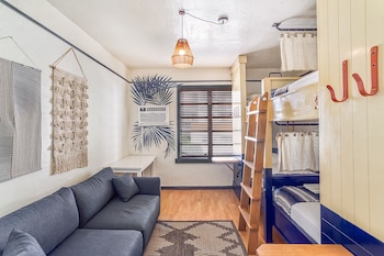Private Quad Room