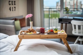 Comfort Room, 1 Double Bed, Balcony, Sea View (Cozy Sitting Corner)