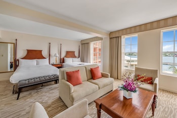 Junior Suite, Multiple Beds