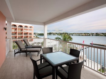 Fairmont Gold, Suite, Multiple Beds