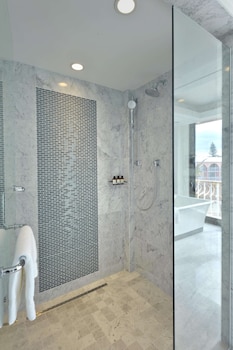 Suite, 2 Bedrooms (Patience)