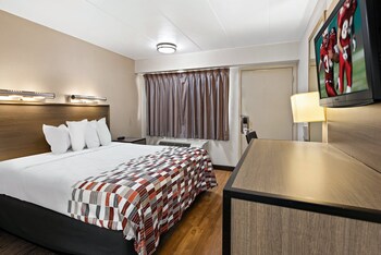 Deluxe Room, 1 King Bed (Smoke Free)