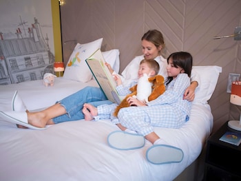 Little Prince connecting room