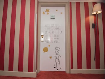 Little Prince connecting room