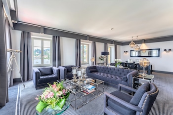Suite Alfred Borel