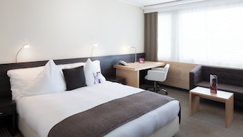 Premium Room, 1 Queen Bed