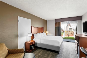 Standard Room, 1 King Bed, Non Smoking