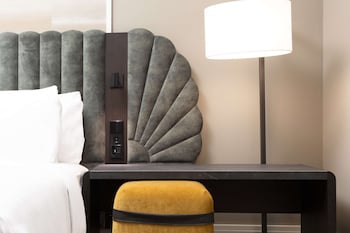Family Suite, 1 King Bed, Connecting Rooms