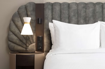 Junior Suite, 1 King Bed