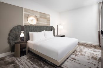 Junior Suite, 1 King Bed