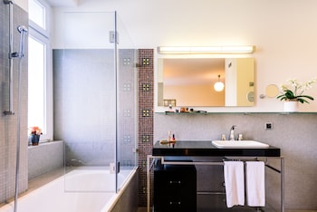 Penthouse Room Lakeside