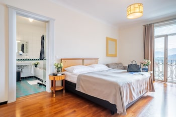 Double Room Lakeside