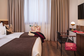 Double Room with King-Size Bed