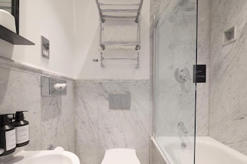 Deluxe Room (Newly refurbished)