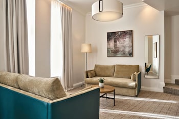 Junior Suite (Newly refurbished)