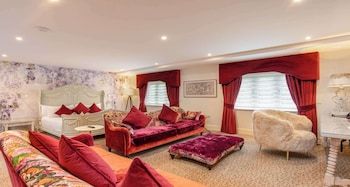 Suite, 1 King Bed, Non Smoking, Jetted Tub